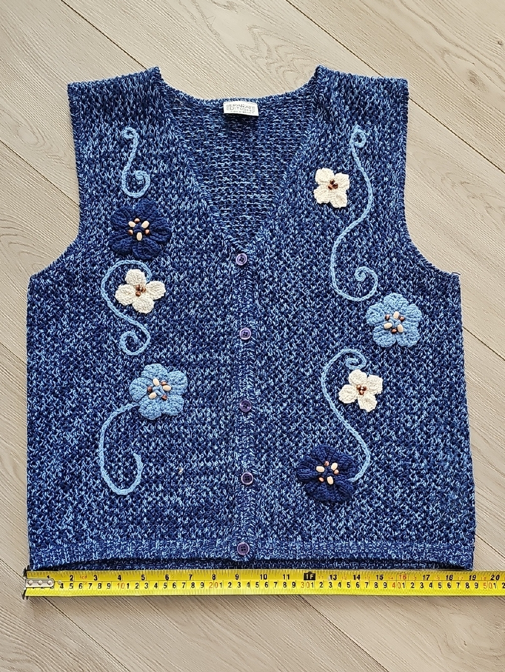 Vintage 90s Floral Embroidered Sweater Vest Blue Cottagecore Grandmacore, Small - Picture 12 of 12